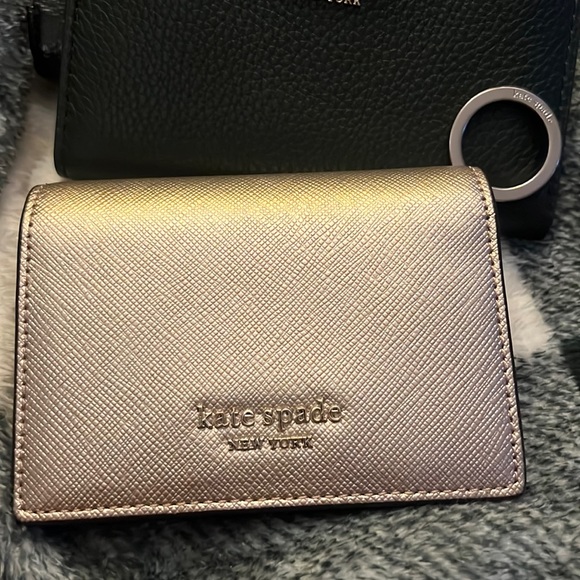 KATE SPADE ♠️ VARIOUS WALLETS/KEYCHAIN BUNDLE GORGEOUS! - Picture 4 of 16